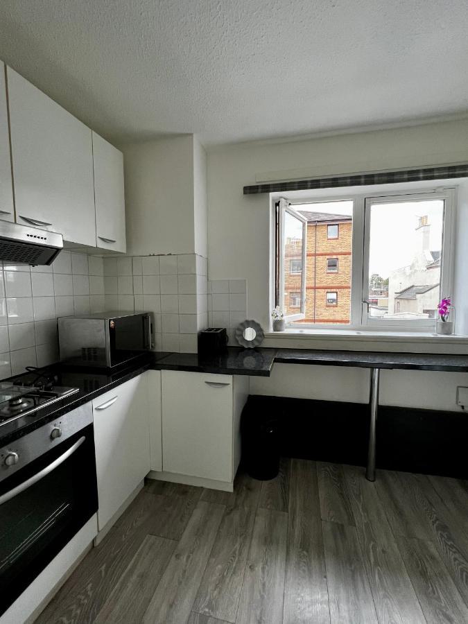 Lovely 2 Bedroom Apartment - Edinburgh City Centre Edimburgo Exterior foto